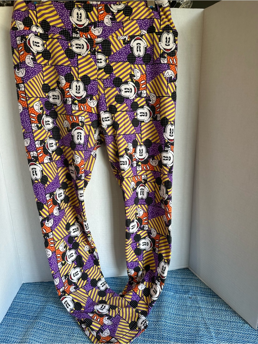 LuLaRoe Purple & Yellow Mickey Print Leggings